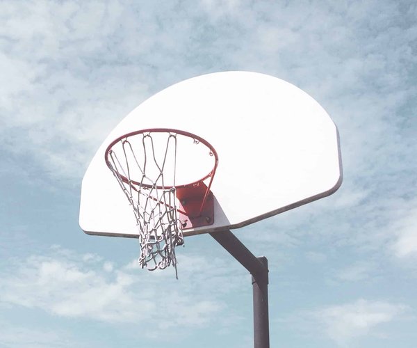 Comment choisir le meilleur panier de basket mural extérieur pour votre espace de jeu ?